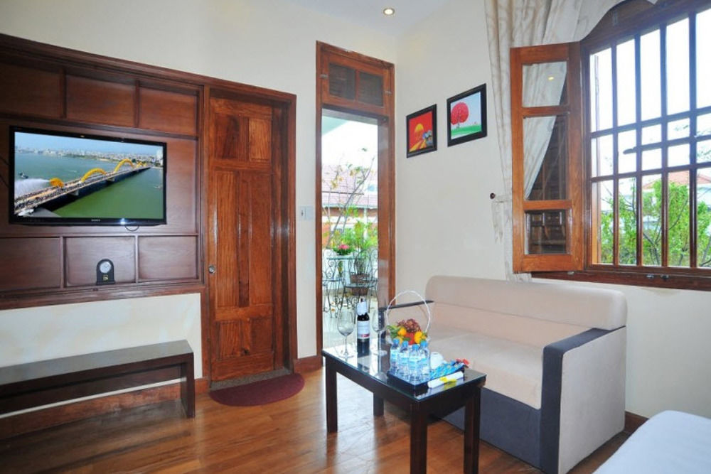 Sofia Suite Hotel Danang Bagian luar foto