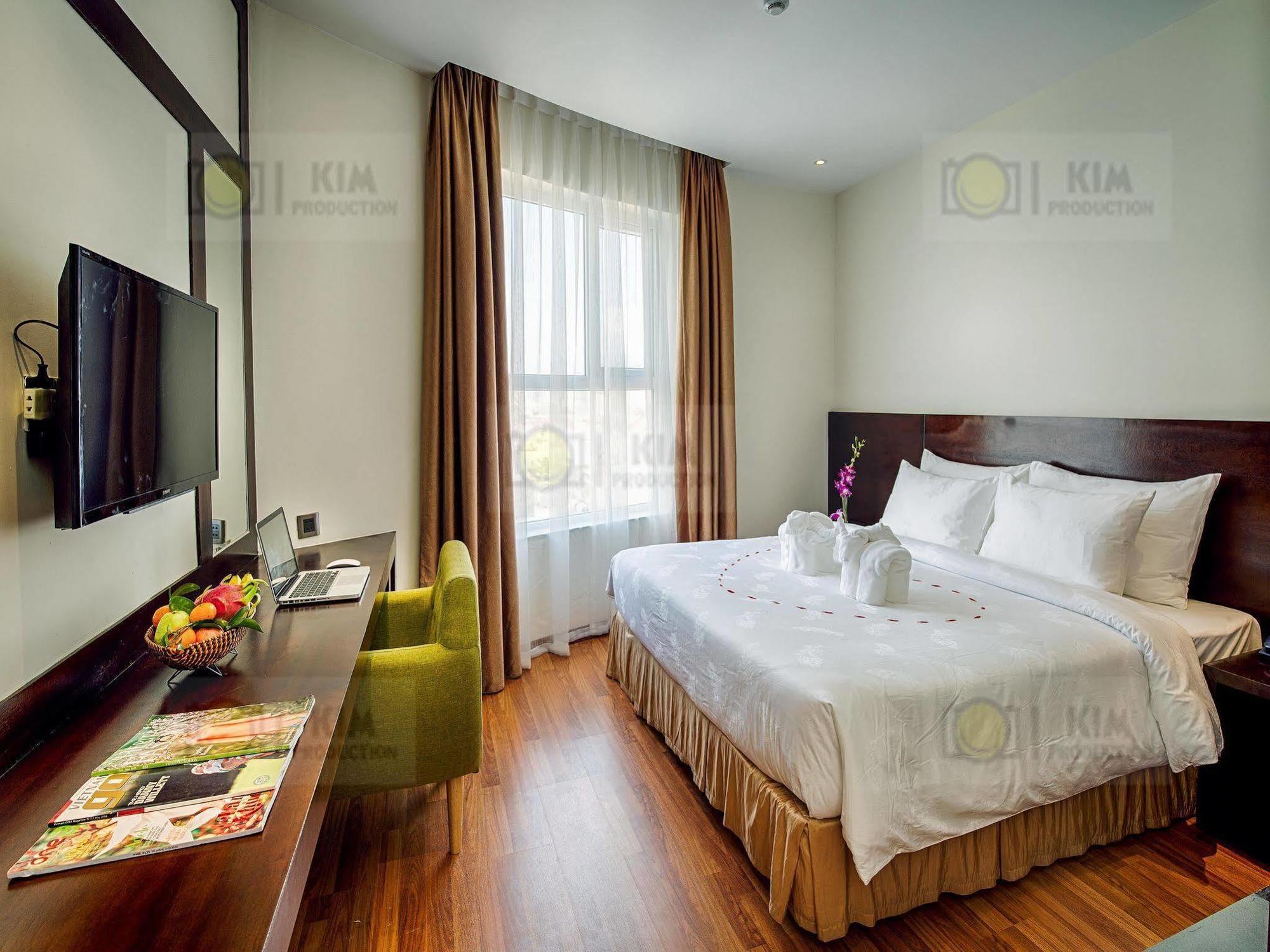 Sofia Suite Hotel Danang Bagian luar foto